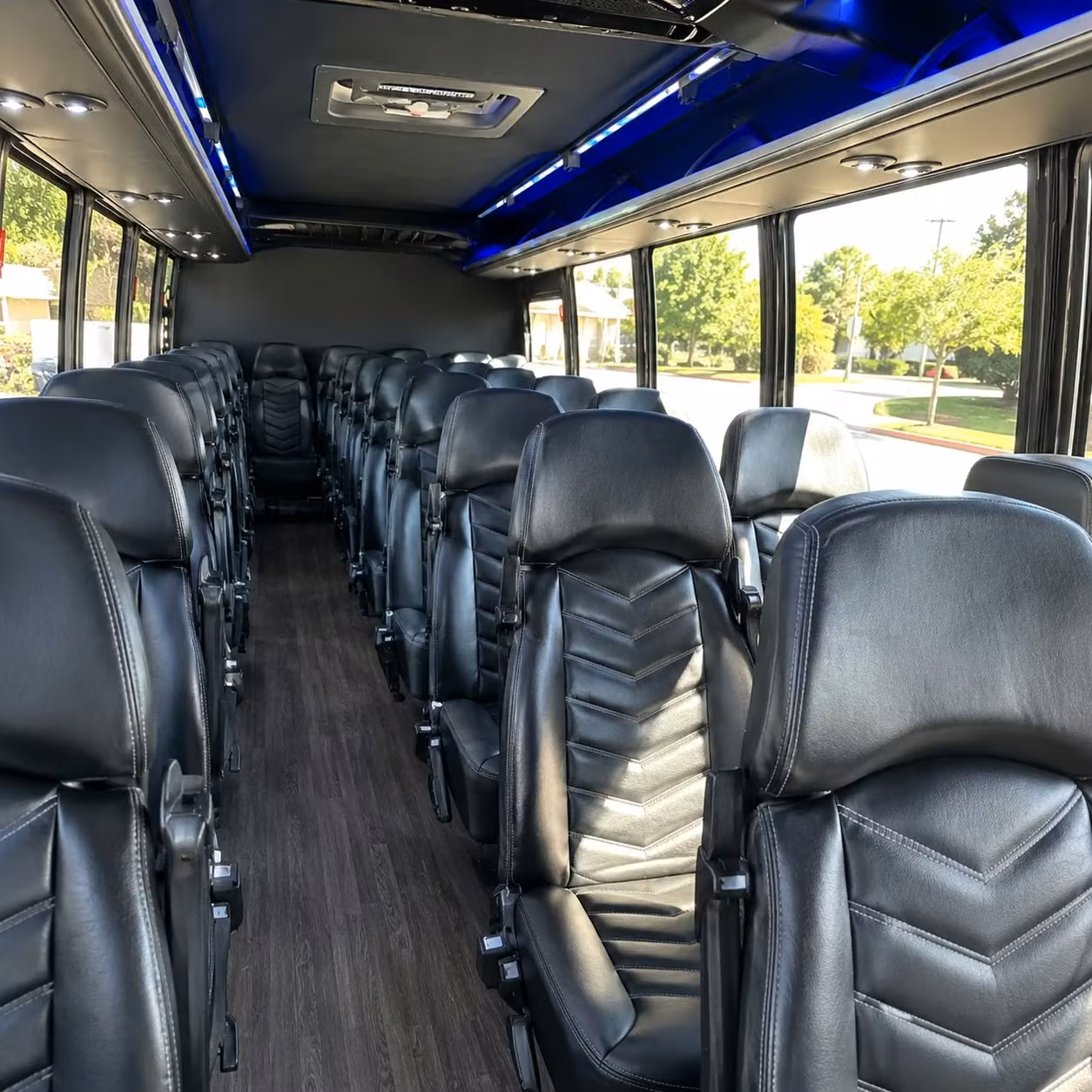 let a minibus handle the logistics for smaller sugar land prom groups