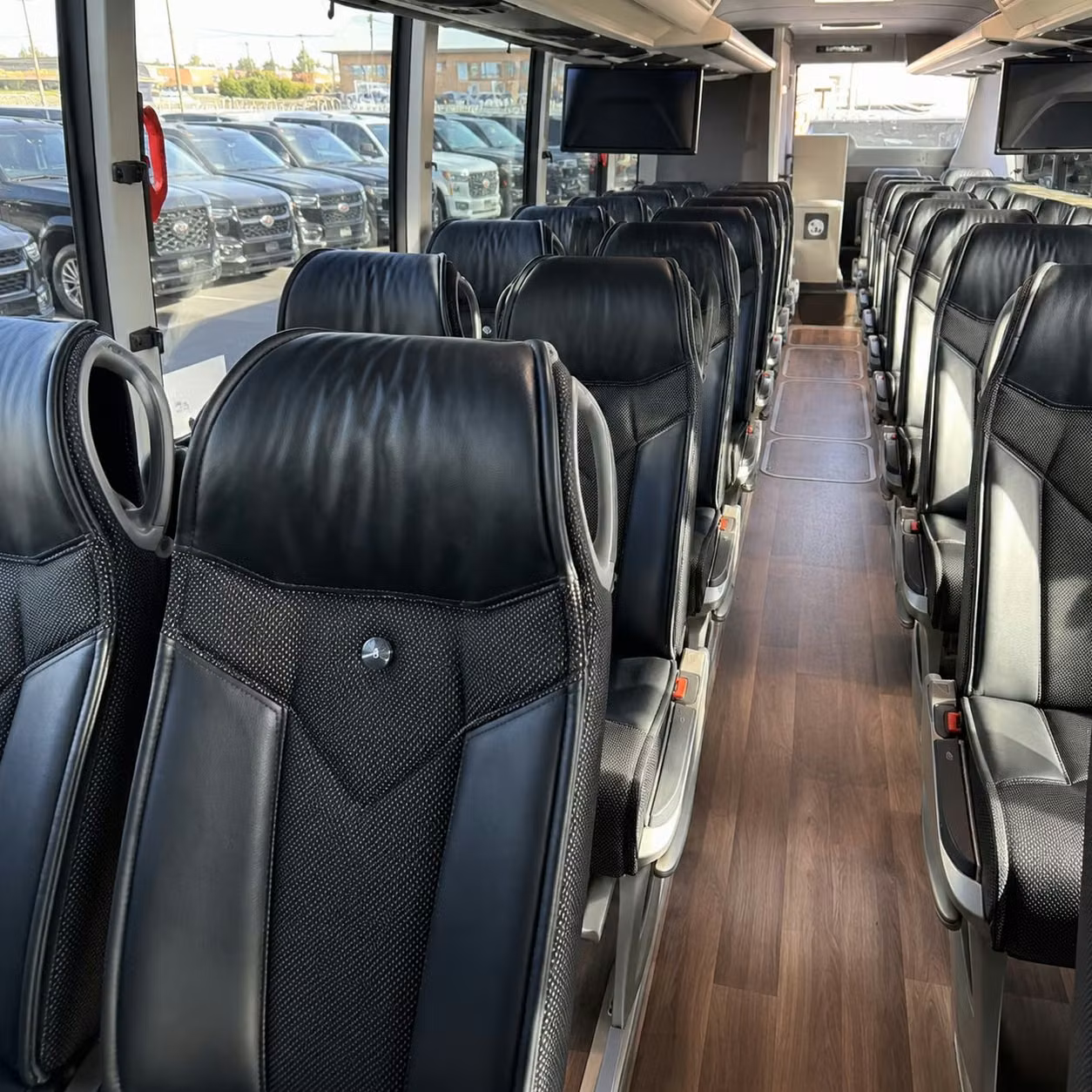 need a charter bus for a large wedding group in sugar land we ve got you