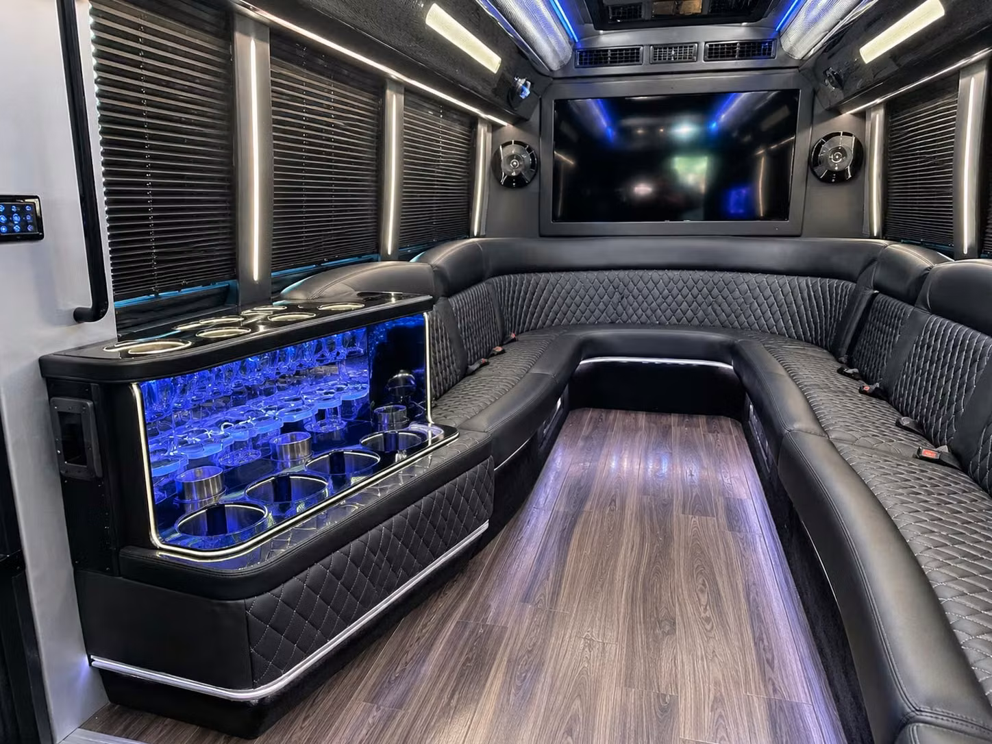 party buses in sugar land make prom night an unforgettable experience