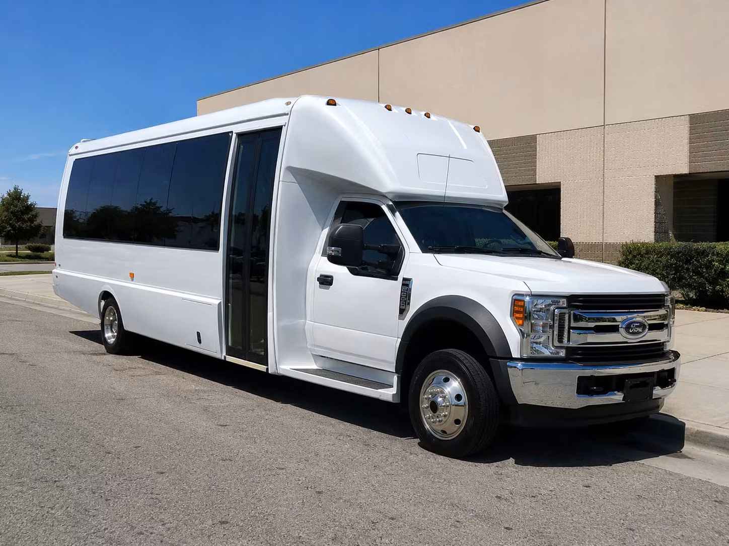 school field trip bus rentals in sugar land